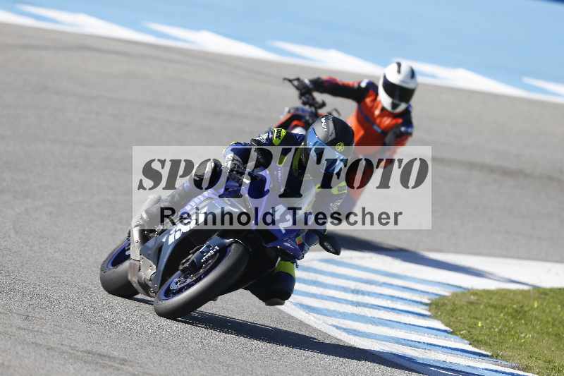 /02 28.-31.01.2025 Moto Center Thun Jerez/gruen-green/42